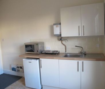 1 bedroom house to rent - Photo 6