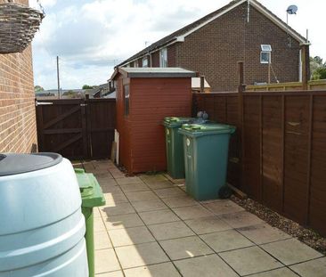 3 bedroom end of terrace house to rent - Photo 5