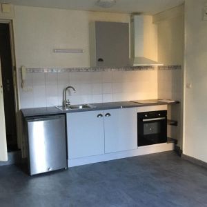 Location Appartement 2 pièces 25m² - Photo 2