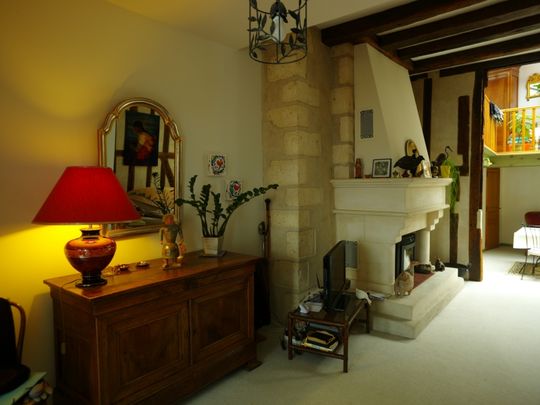 BOURGES APPARTEMENT T3 DE CARACTERE - Photo 1