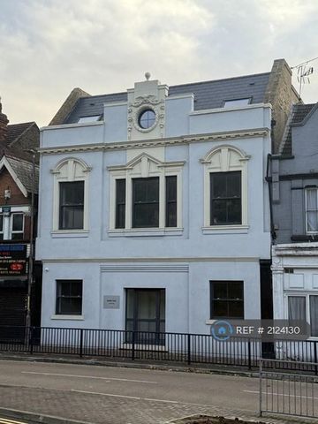 1 bedroom flat to rent - Photo 2