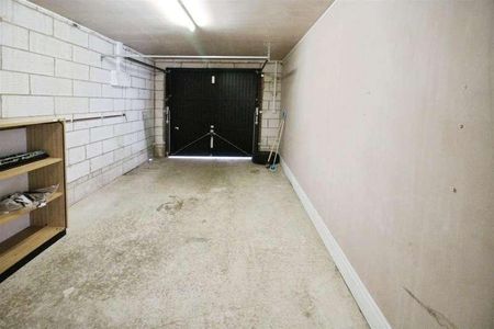 Leicester Square, Crossgates, Leeds, LS15 - Photo 4