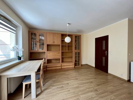 Rozkładowe mieszkanie z balkonem i windą! 2015 rok - Zdjęcie 2