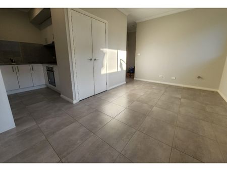 27A Stonecrop Street - Photo 3