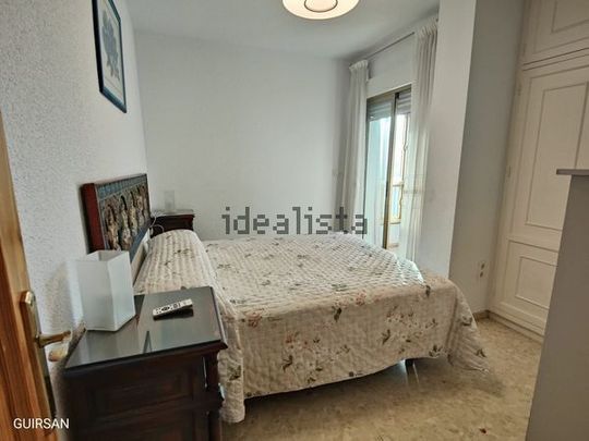 Alquiler de piso en Paseo de las Flores s/n - Photo 1