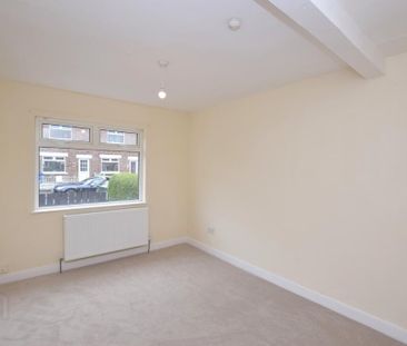 16 Dunraven Parade, Belfast, BT5 6BT - Photo 2