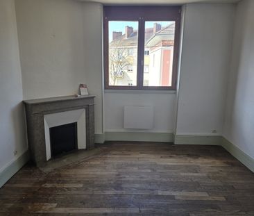 Location Appartement 3 pièces 57m² PARAY LE MONIAL 71600 - Photo 1