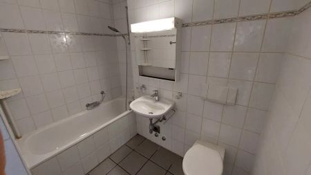 Bel appartement de 2.5 pièces à Vevey à 5 minutes du lac - Photo 5