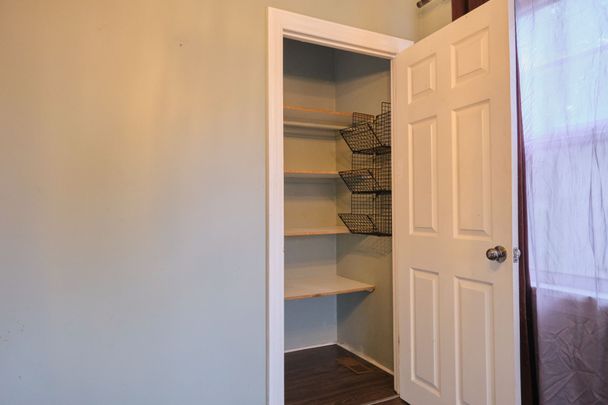 For Lease - 784 South Pelham Road, Welland, Ontario - Photo 1