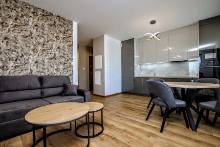 nigdy niezamieszkałe, miejsce w garażu, kom. lok. - Photo 2