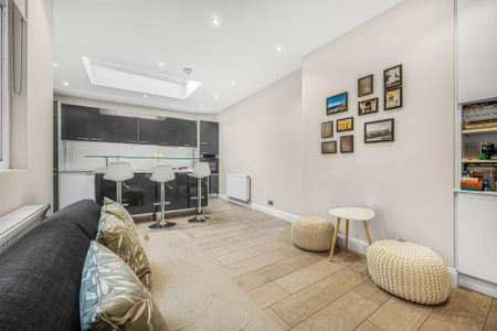 1 bedroom flat to rent - Photo 2