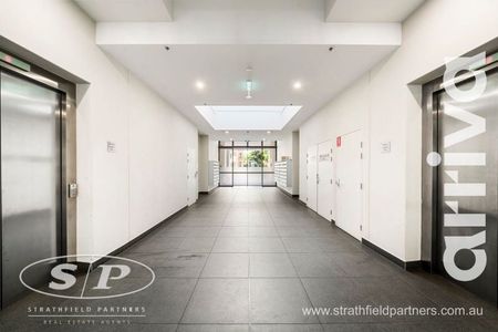 Arriva Strathfield | Luxury 2 Bedroom Apartment - Photo 2