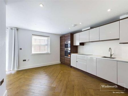 Coopers Yard, Elm Park Road, Reading, Berkshire, RG30 - Photo 2