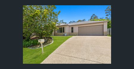 Freshly Renovated Family Home in a Quiet Burleigh Heads Cul-de-Sac - Photo 4