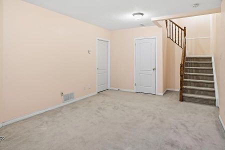 6075 Pineglade Crescent - Photo 5