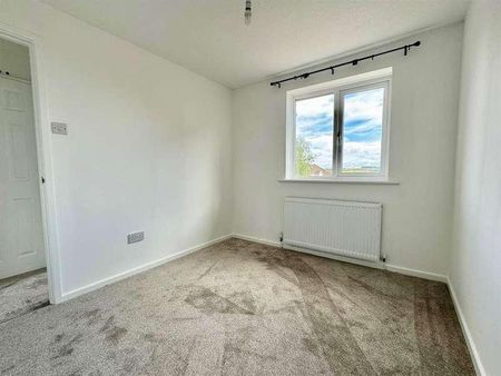 Robins Hill, Brackla, Bridgend County Borough, CF31 - Photo 5