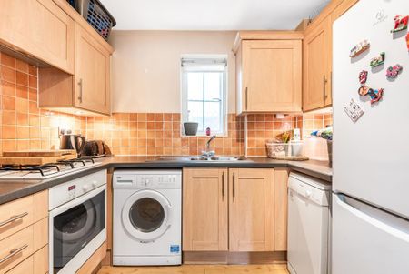 1 bedroom flat to rent - Photo 5