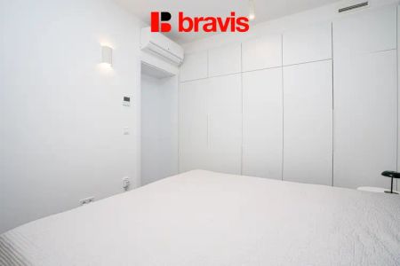 Pronájem exkluzivního kompletně zařízeného bytu 2+kk, 53 m - Fotografie 5