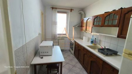 Apartament 2 camere de închiriat, Central, dotat cu aer condiționat și lift - Fotografie 5
