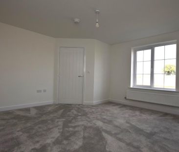 3 bedroom detached house to rent - Photo 6