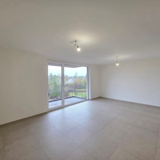 Appartement te huur - Photo 1