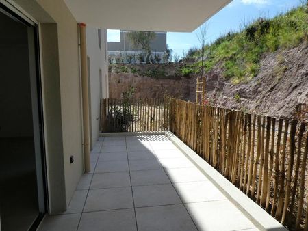 Location Appartement 2 pièces 40m² FREJUS 83600 - Photo 2