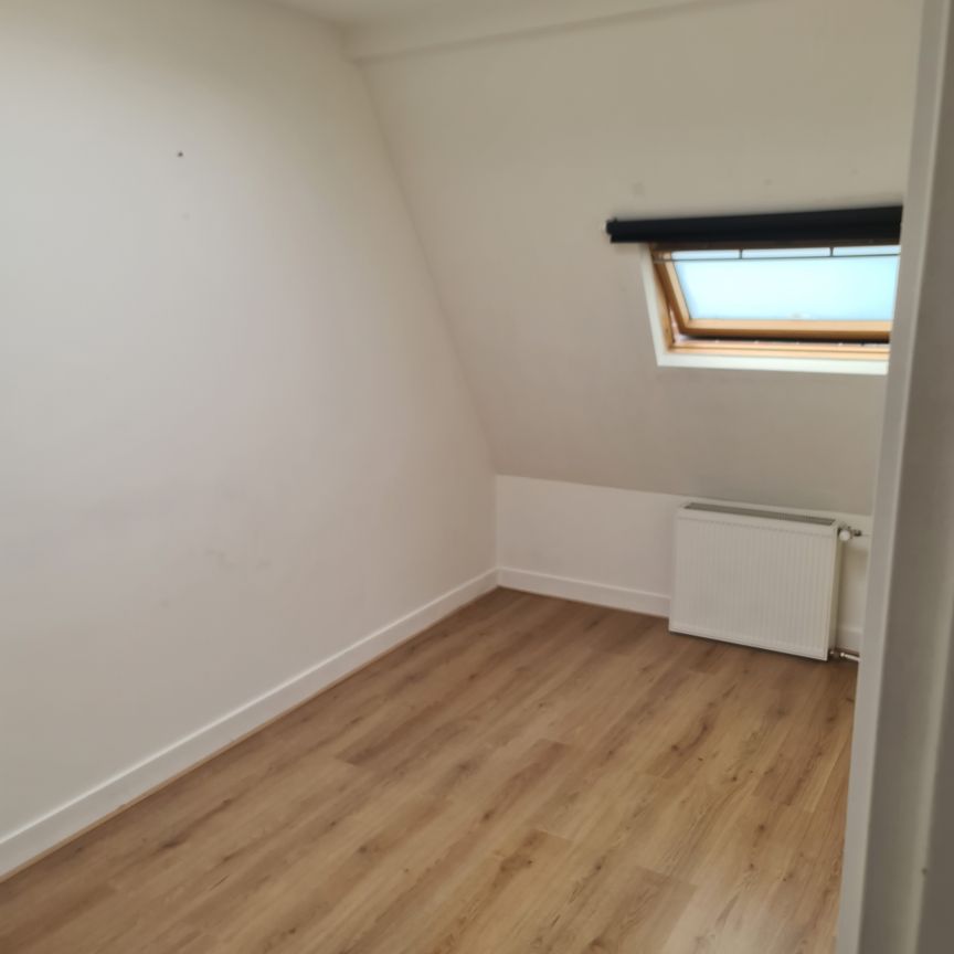 Te huur: een ruim 2-kamer appartement aan de Haagdijk Breda - Photo 1