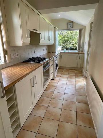 31 Lansdowne Park, Belfast, BT15 4AF - Photo 2