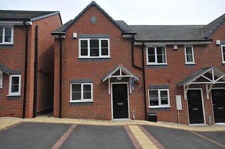 2 bedroom semi-detached house to rent - Photo 4