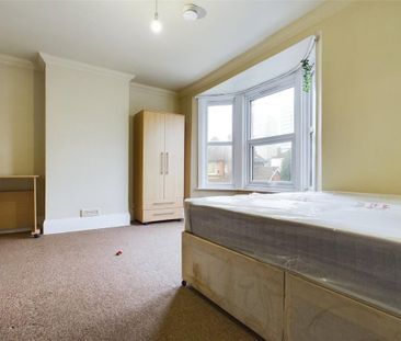 5 bedroom terraced house to rent - Photo 2
