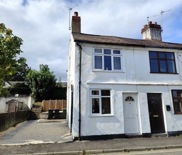 2 bedroom end of terrace house to rent - Photo 3