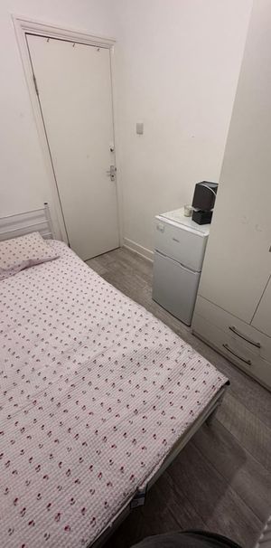 Room in a Shared House, Streatham Road, SW16 - Photo 2