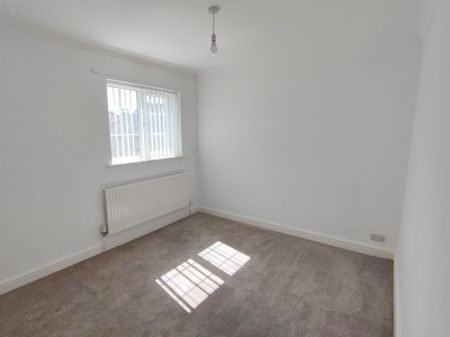 Alpha Road Great Yarmouth, Norfolk - Photo 3