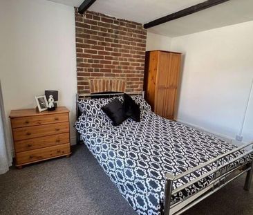 1 bedroom semi-detached house to rent - Photo 4