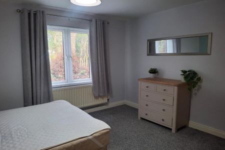 16 Kings Manor, Belfast, BT5 6PP - Photo 4