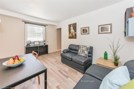 For Lease - 808 York Road, Guelph, Ontario - Photo 2