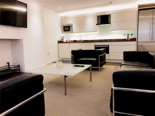 2Bedrooms, 1Bathrooms - Photo 1