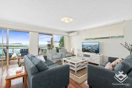 Beachfront apartments available in Currumbin - Photo 3