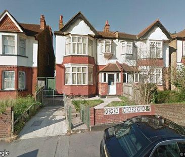 2 Bed Flat, London, SW16 - Photo 5