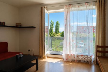 Pronájem bytu 1+kk - Fotografie 4