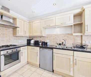 1 bedroom Flat in Harriet Court, Aldershot - Photo 5