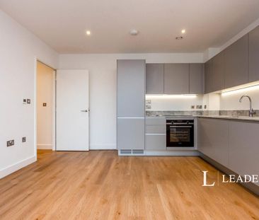2 bedroom flat to rent - Photo 2