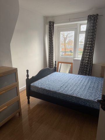 2 Bed Flat, Kielder Square, M5 - Photo 5