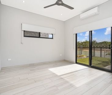 STUNNING ON SUNDEW! - Photo 4