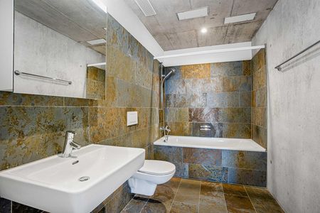 Helle 2.5-Zimmer-Wohnung mit moderner Küche und eigenem Sitzplatz - Foto 5