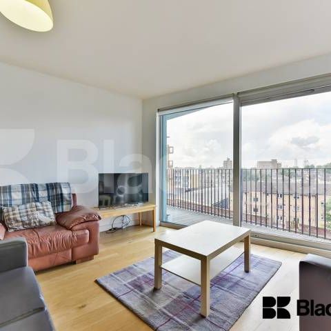 24 hour concierge & inclusive of water rates - Photo 1