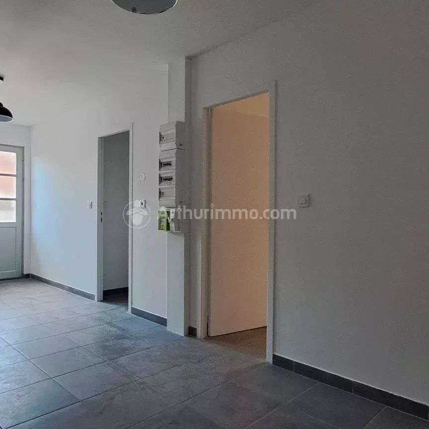 Location Appartement 3 pièces 51 m2 à Carmaux - Photo 1