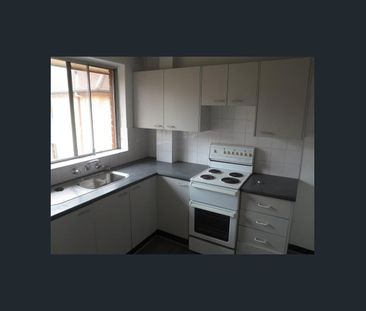 Top Floor Living - Photo 2