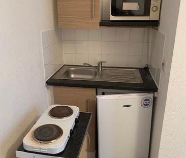 Studio to rent - Photo 5