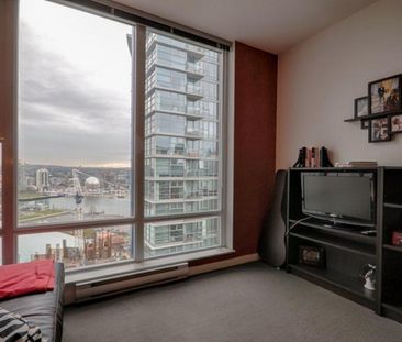 Condo in Downtown Vancouver, BC - Photo 3